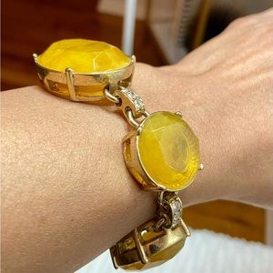 Beautiful bracelet in great condition.